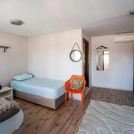 La Luna Hostel